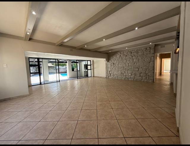 3 BEDROOM HOUSE FOR SALE IN VANDERBIJLPARK SE 1